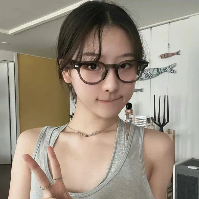 灵欲相通姊妹花